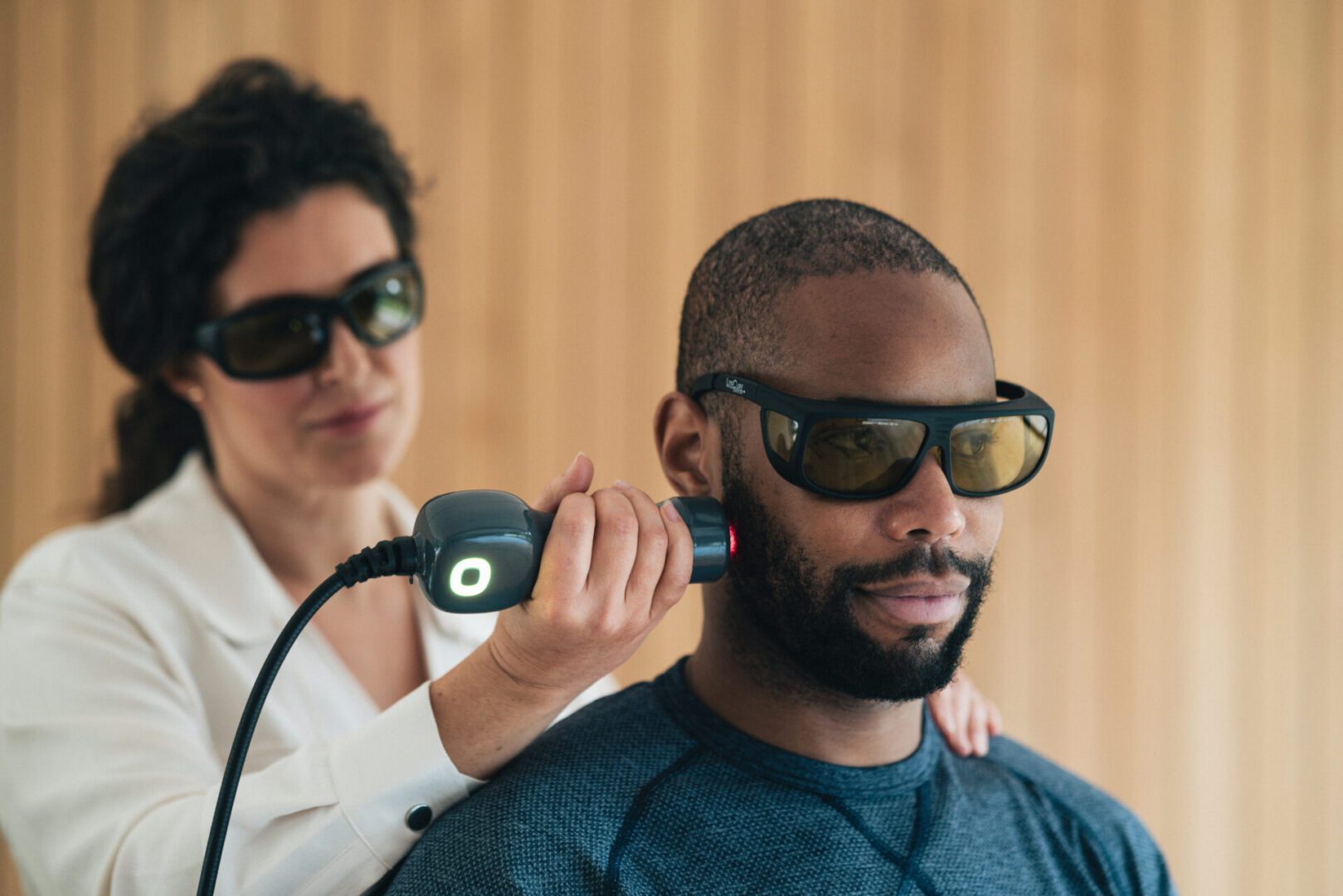 High-Intensity Laser Therapy vs Red Light Therapy What’s the Difference